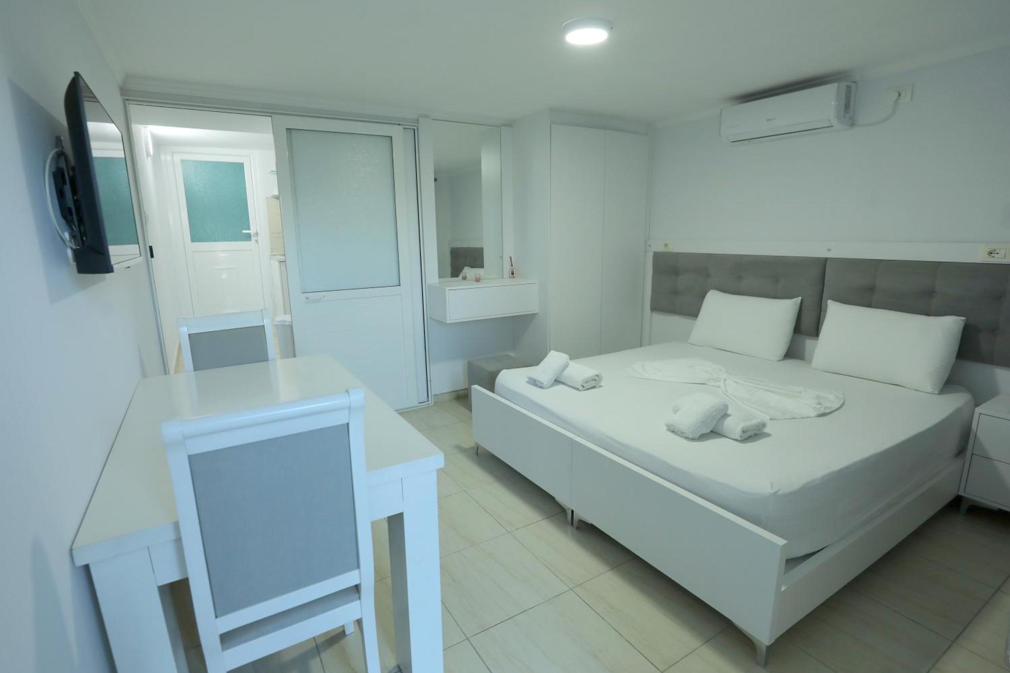 Villa Kevin'S Sarandë 外观 照片
