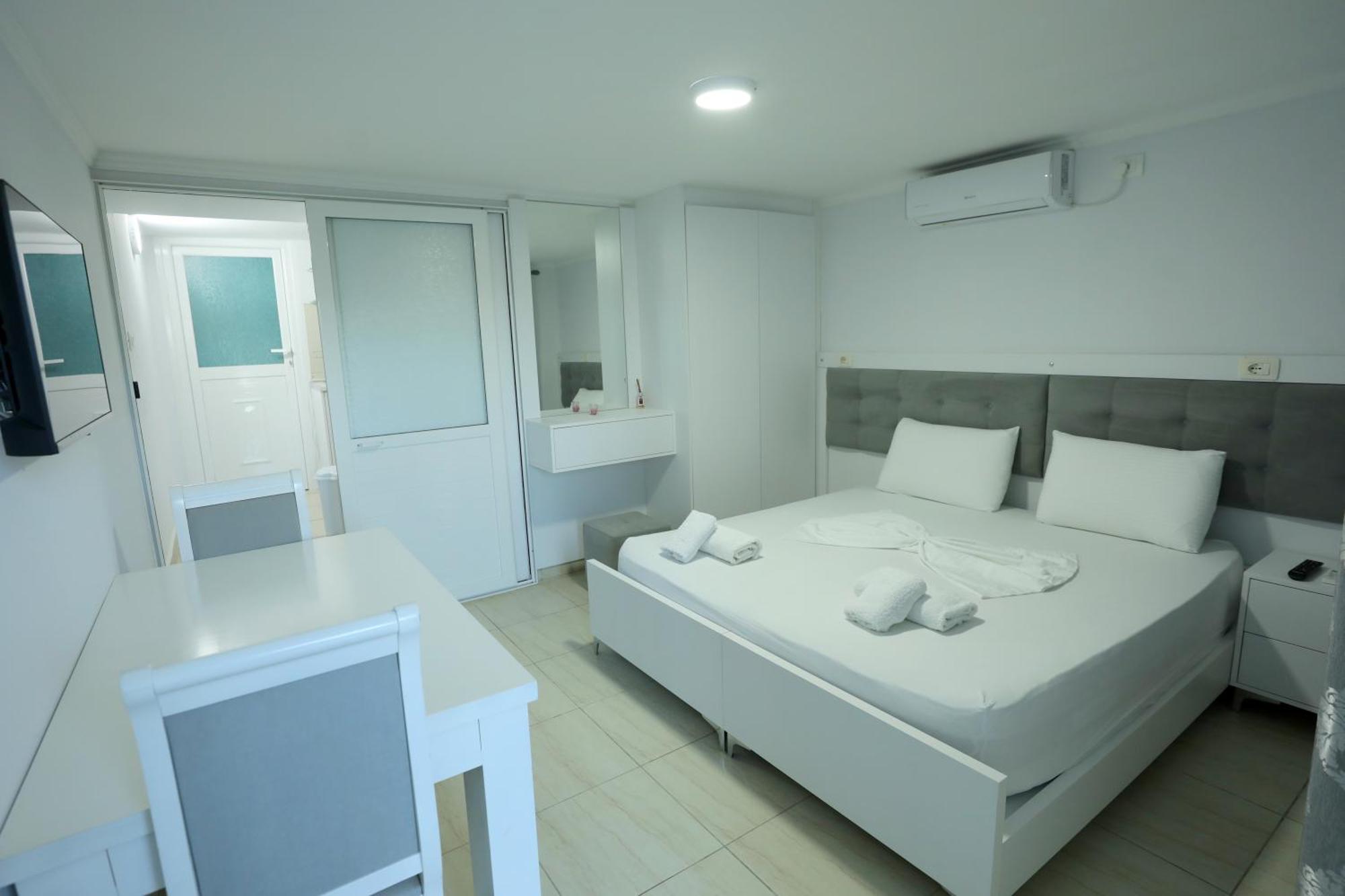 Villa Kevin'S Sarandë 外观 照片