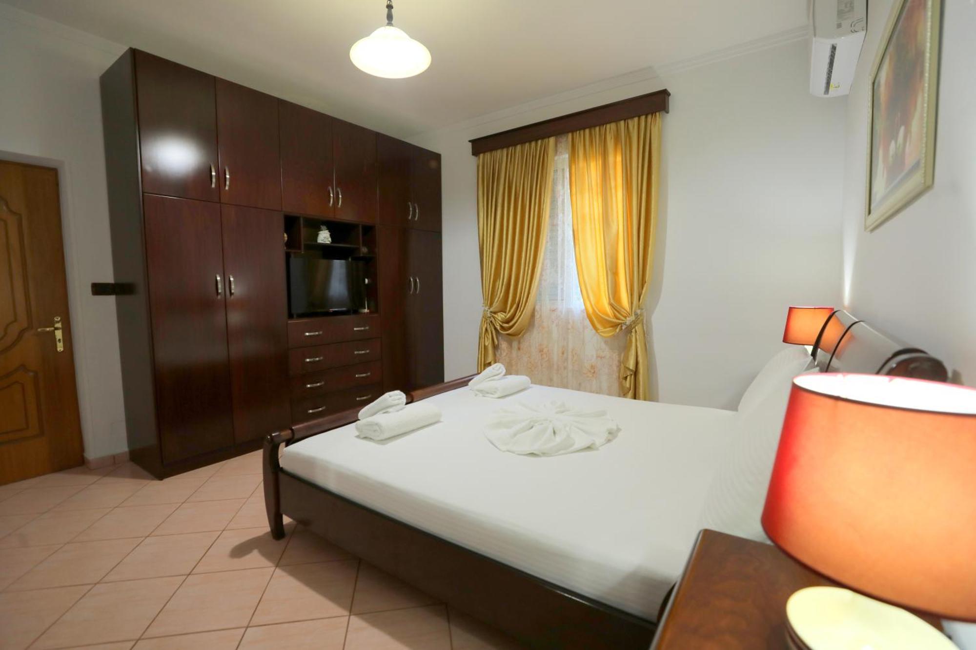 Villa Kevin'S Sarandë 外观 照片