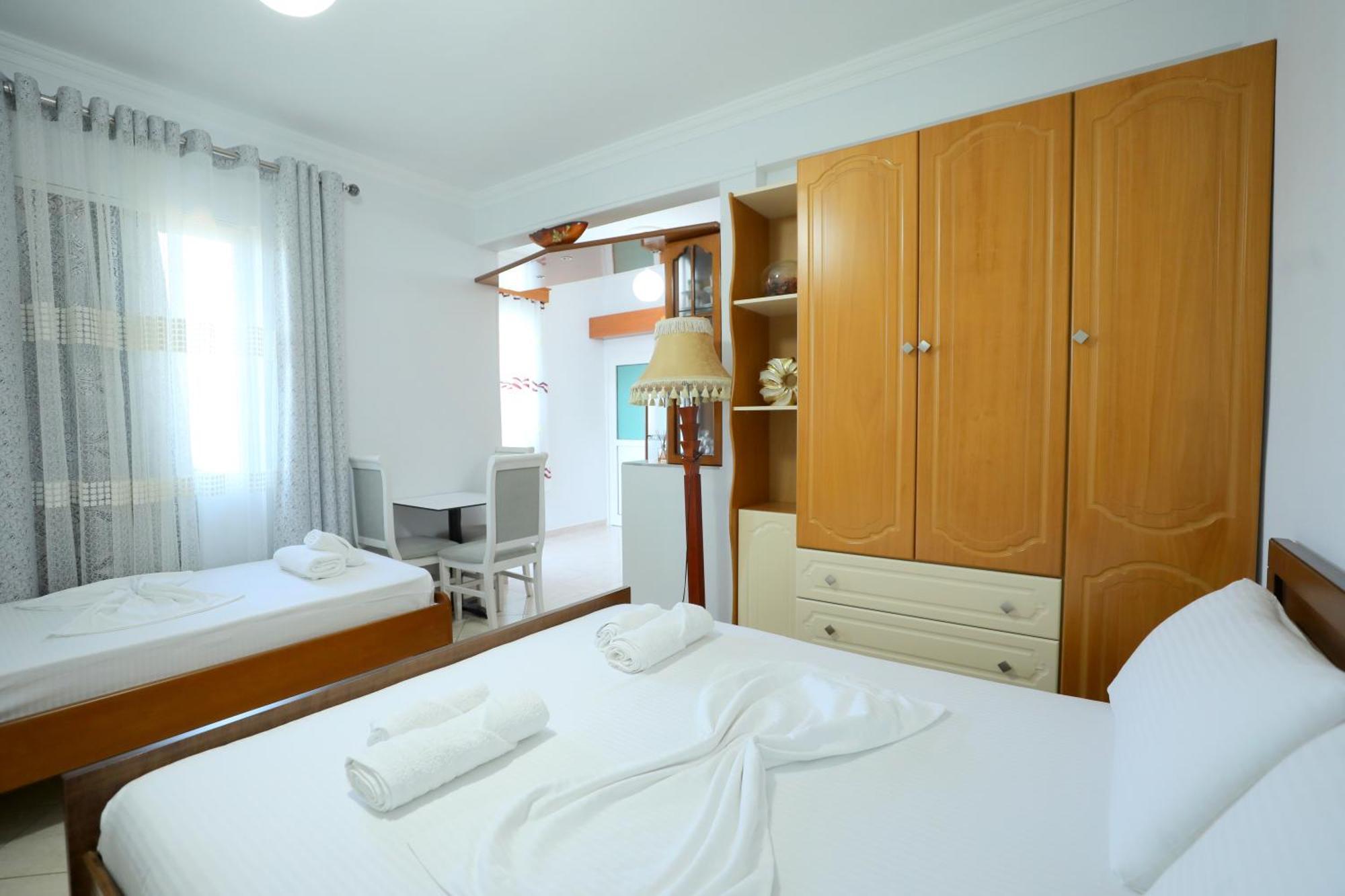 Villa Kevin'S Sarandë 外观 照片
