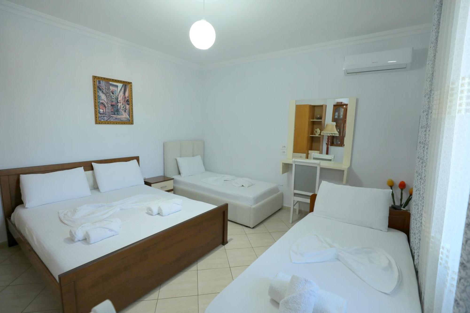 Villa Kevin'S Sarandë 外观 照片