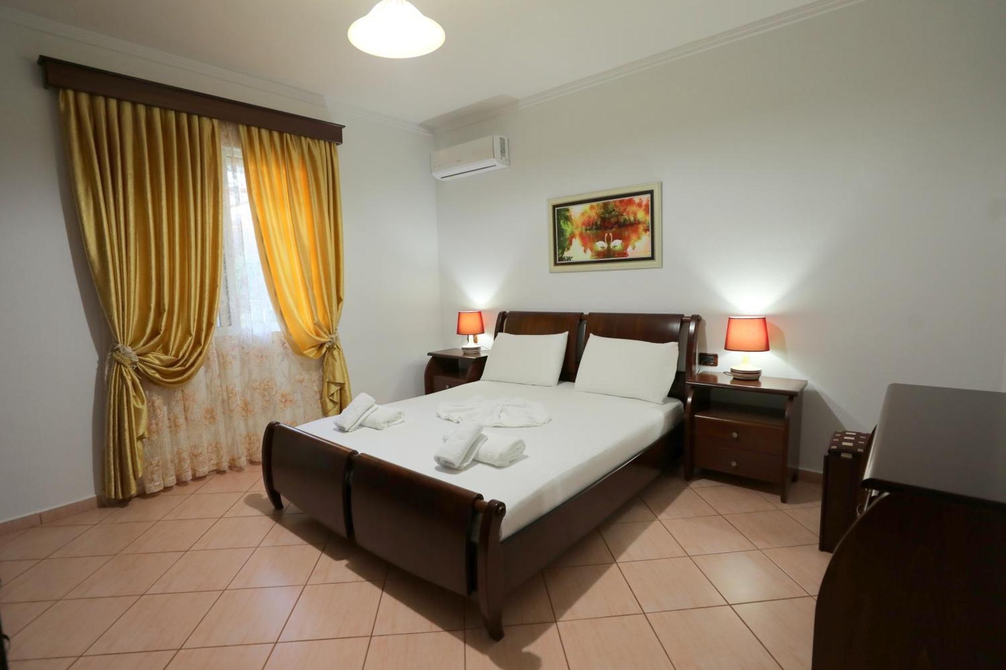 Villa Kevin'S Sarandë 外观 照片